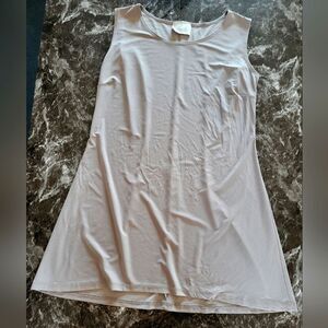 Marallis Collection Sleeveless Top With Slight Flare, Medium Size